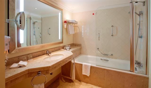 PORTUGALSKO_-_PRAIA_D_EL_REY_MARRIOTT.jpg