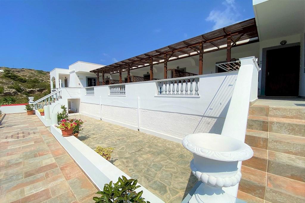 WHITE CASTLE, Řecko - Karpathos - Lefkos, zobrazení vybavení ub