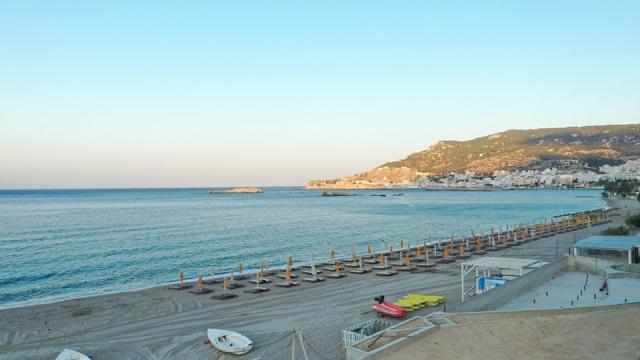 Konstantinos Palace