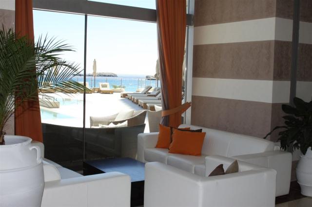 Konstantinos Palace