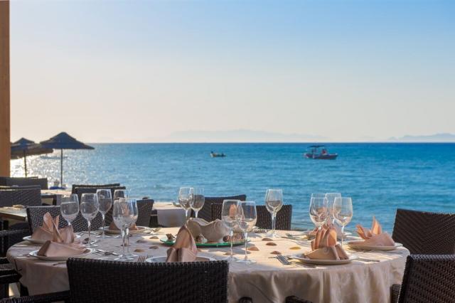 AVRA BEACH RESORT, Řecko - Rhodos - Ixia, zobrazení vybavení ub