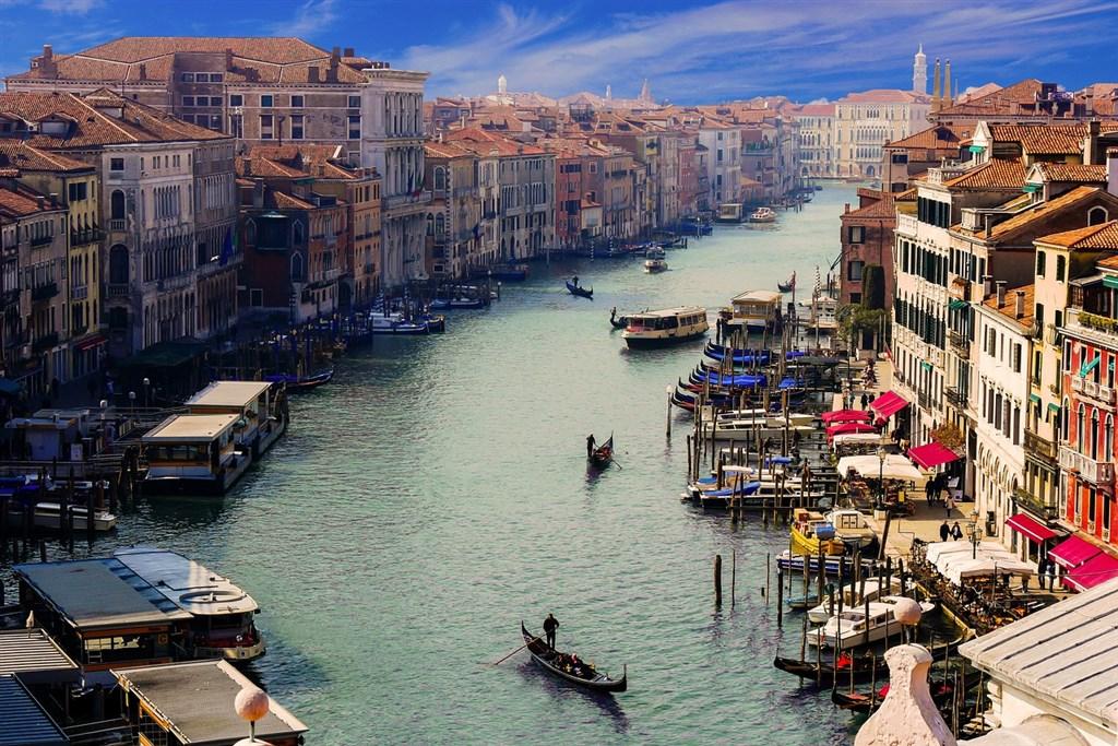 Benátky, Florencie a Verona - letecky a rychlovlakem Frecciarossa