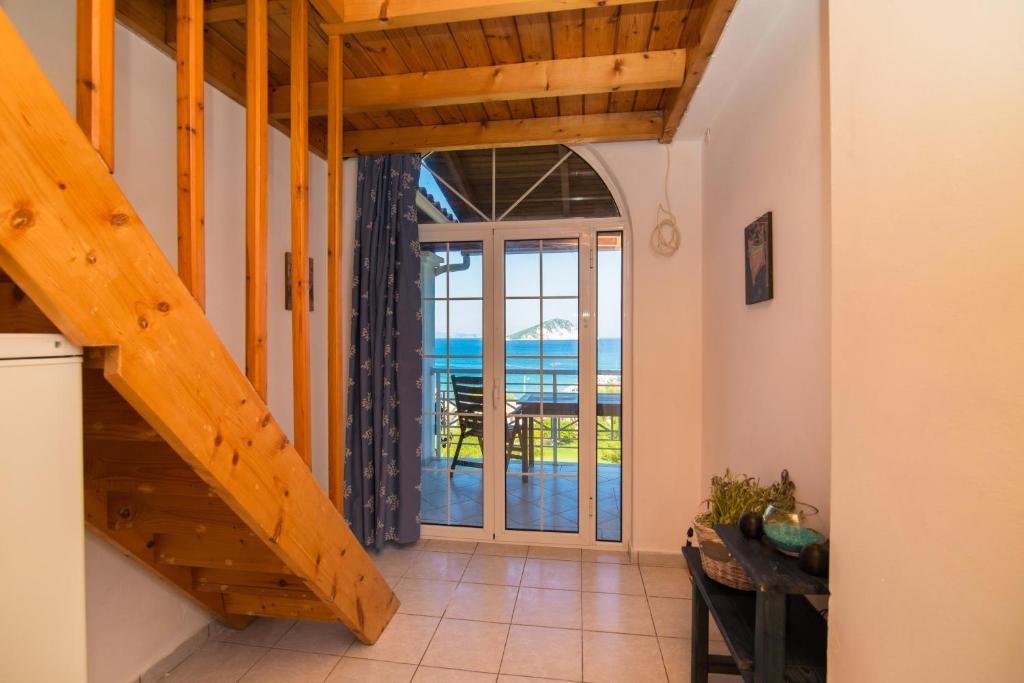 PANORAMA, Řecko - Zakynthos - Limni Keri, zobrazení vybavení ub