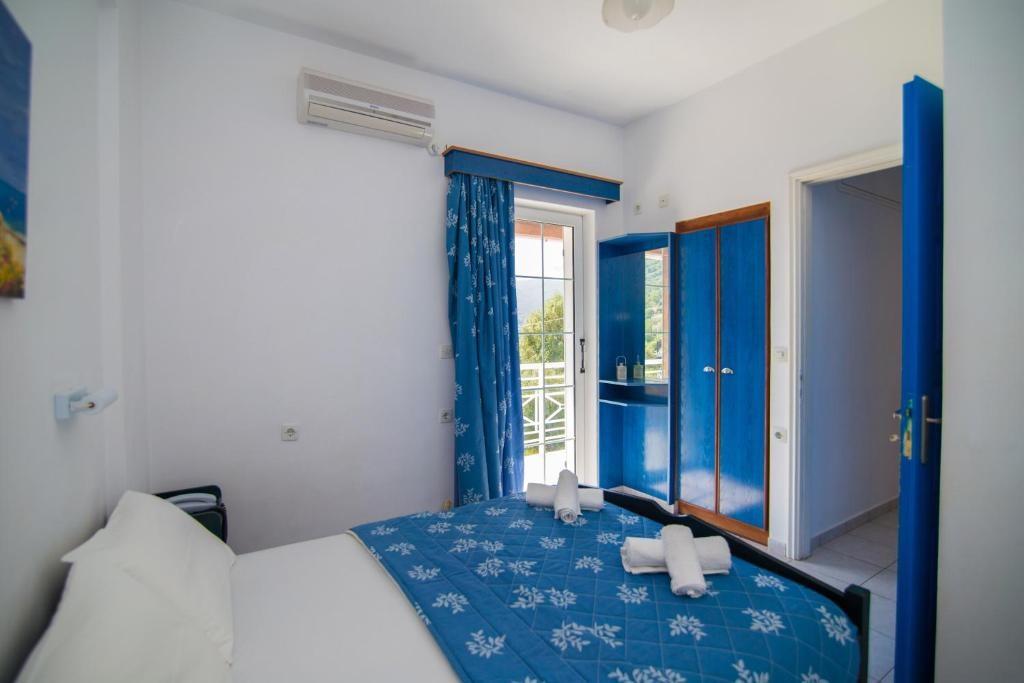 PANORAMA, Řecko - Zakynthos - Limni Keri, zobrazení vybavení ub