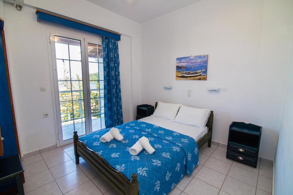 PANORAMA, Řecko - Zakynthos - Limni Keri, zobrazení vybavení ub