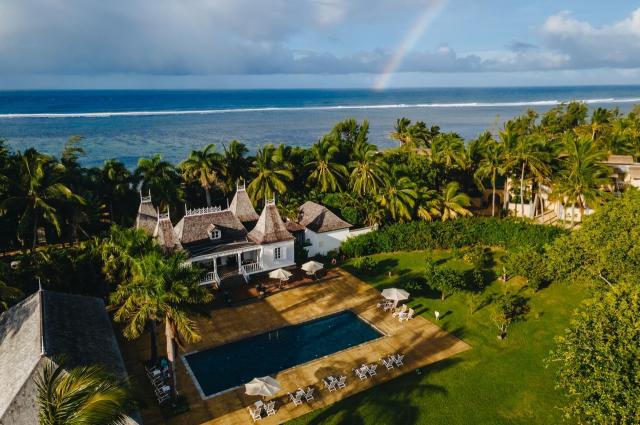 Outrigger Mauritius Beach Resort 2 (2)