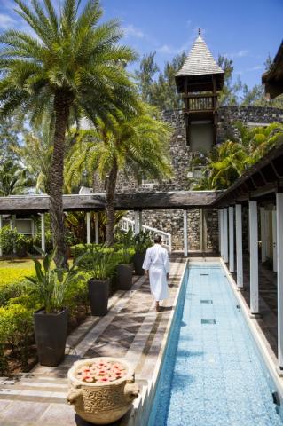 Outrigger Mauritius Beach Resort 4 (3)