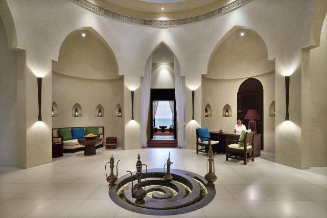 Al Bustan Palace 6 (1)