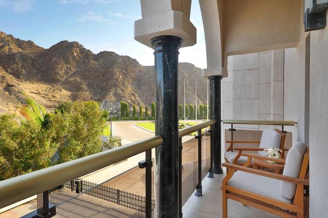 Al Bustan Palace 11 DLX (3)