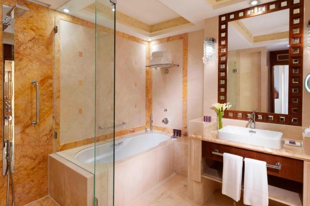 Al Bustan Palace 12 clsc (2)