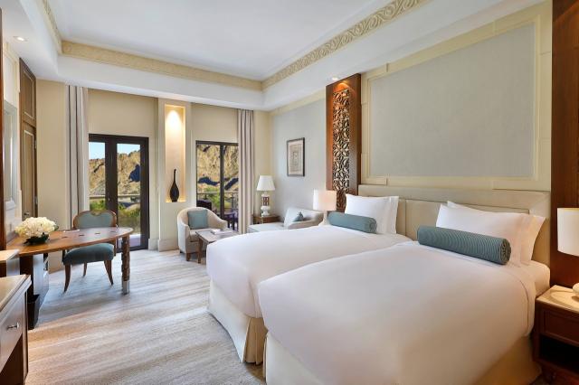 Al Bustan Palace 13 suite (1)