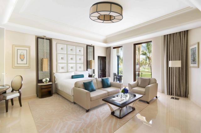Al Bustan Palace 15 suites (1)