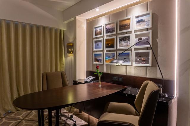 Intercontinental Muscat 13 suites (3a).jpeg