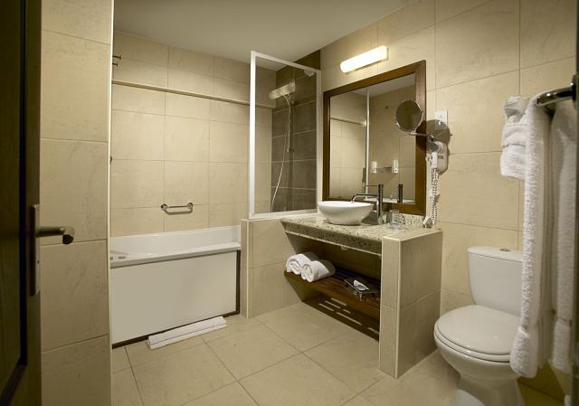 Amsterdam Manor Beach Resort 3 (13)