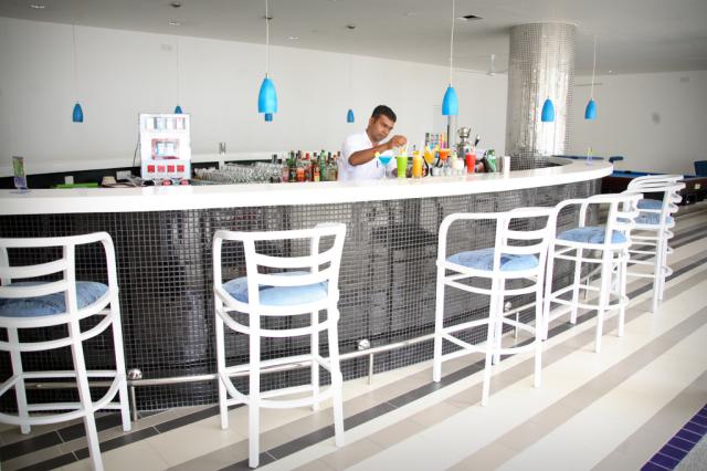 Sri-Lanka-Chaya-Blu-T-bar-1340