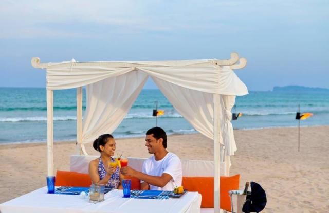 Sri-Lanka-Chaaya-Blu-Trincomalee-beach-1460