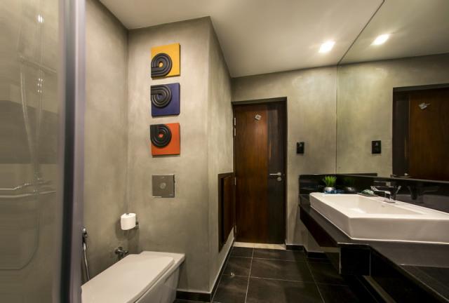 Superior-Sea-View-Bathroom