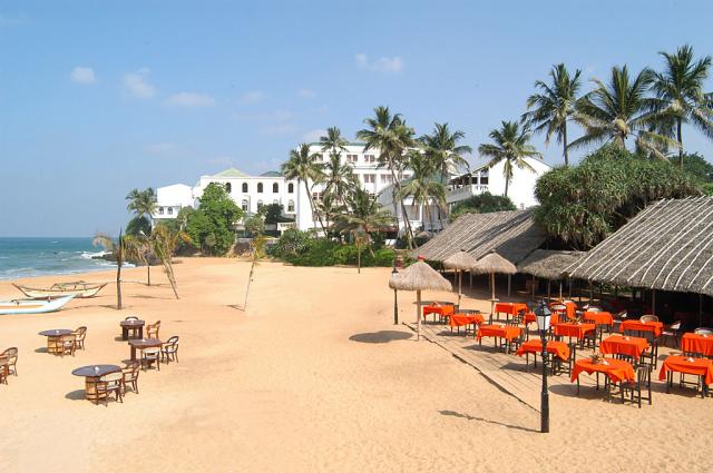 sri-lanka-mount-lavinia-10-25