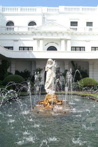 sri-lanka-mount-lavinia-10-79
