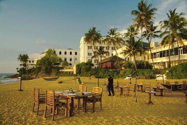 sri-lanka-mount-lavinia-10-81