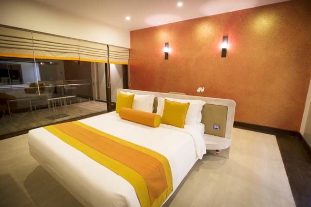 Sri-Lanka-Shinagawa-Beach-room-1640