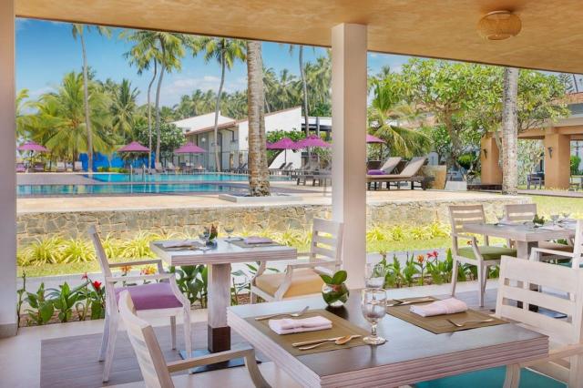 Avani Kalutara Resort 2 (4)