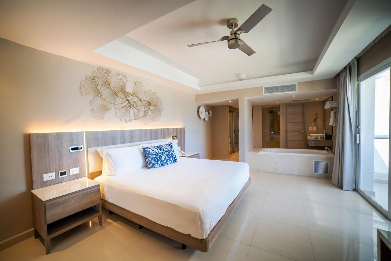 Royalton Punta Cana Resort 6 rooms (2)