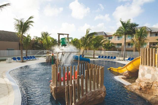 Royalton Punta Cana Resort 2 (5)