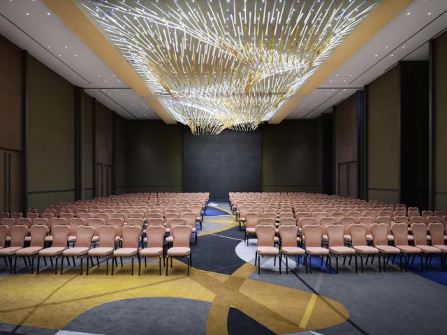 Sofitel Dubai Downtown (11)