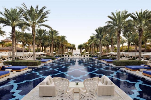 One and Only The Palm 1 (5)