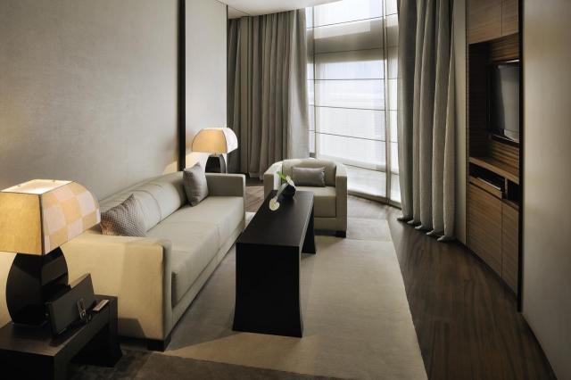 Armani Hotel 6 rooms (9)