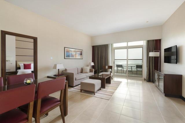 Khalidiya Palace Rayhaan 4room (9)