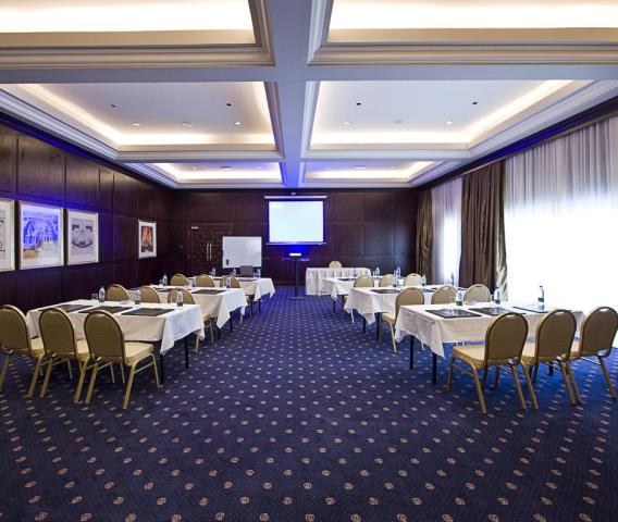 Miramar Al Aqah Beach interiors (7)