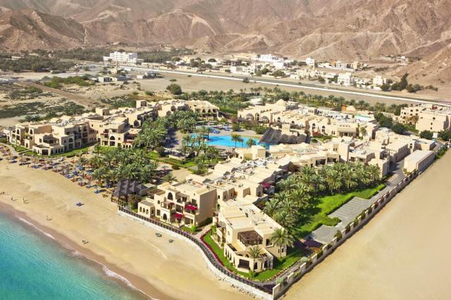 Miramar Al Aqah Beach ext (5)