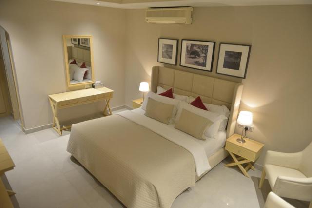 Umm Al Quwain Beach (33)