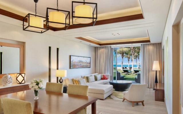 JA Palm Tree Court 10-resid beach (2)