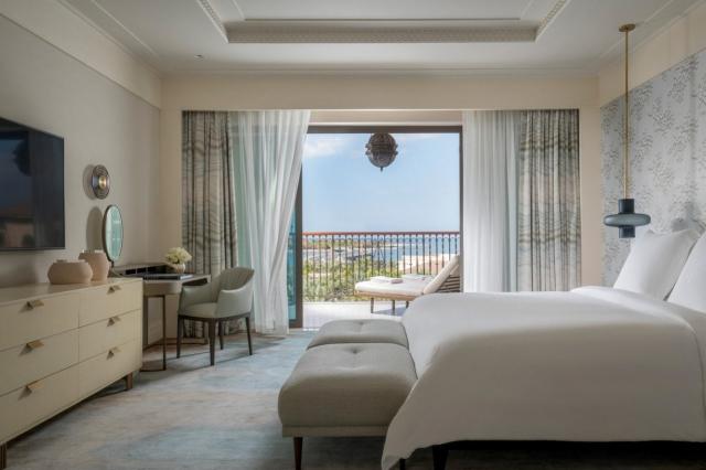 FS Dubai at Jumeirah Beach 9 rooms (1)