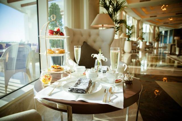 Waldorf Astoria Dubai interiors (15)