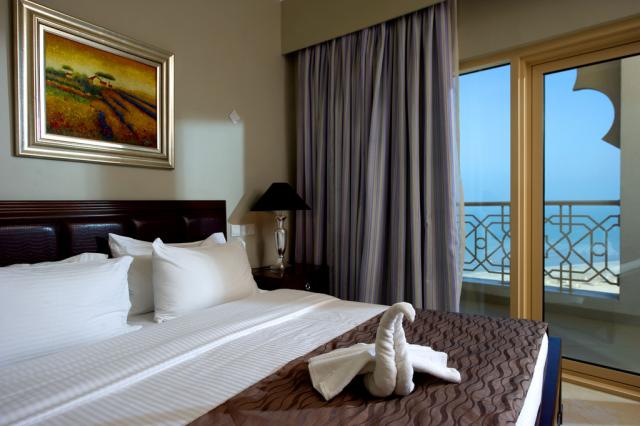 Al Hamra Residence r2-rooms-suites (5)