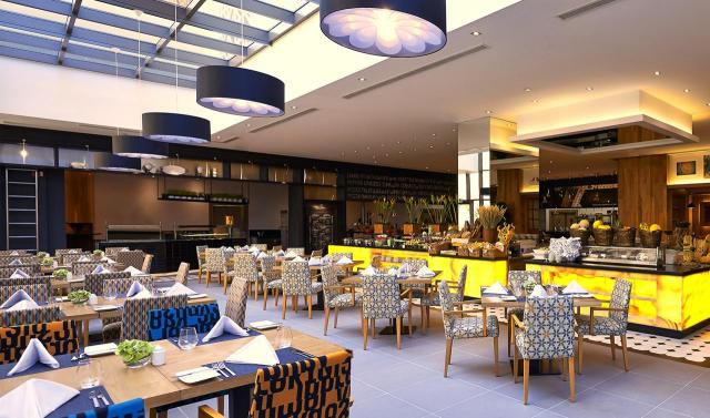 Mövenpick Hotel Jumeirah Food and B (8)