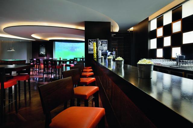 Mövenpick Hotel Jumeirah Food and B (10)