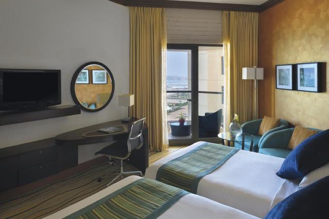 Mövenpick Hotel Jumeirah rooms (2)