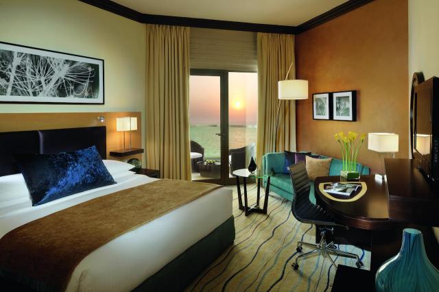 Mövenpick Hotel Jumeirah rooms (7)