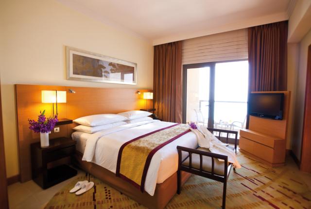 Mövenpick Hotel Jumeirah rooms (8)