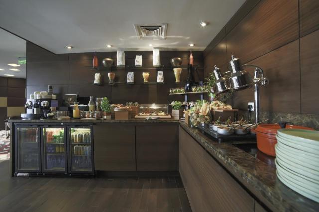 Radisson Blu Hotel Yas Is (18)