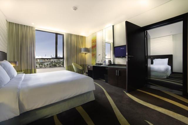 Radisson Blu Hotel Yas Is (37)rooms-suits