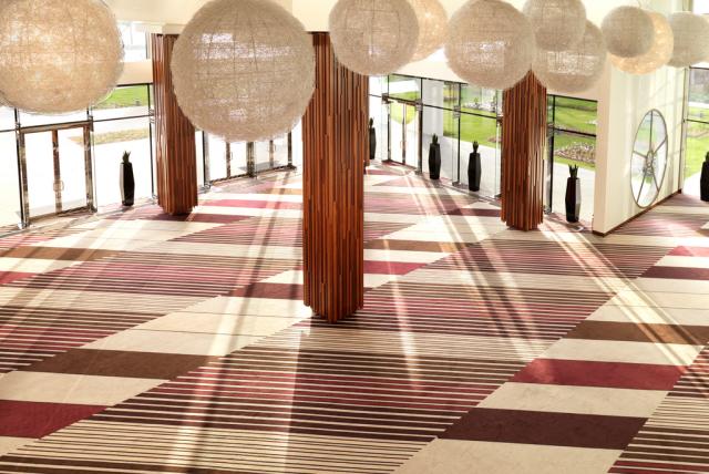 Fairmont Bab Al Bahr 2int (1)