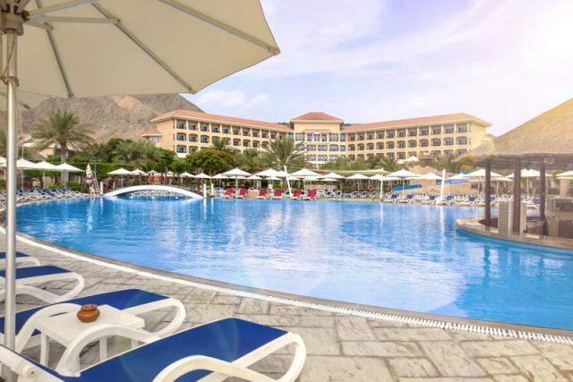 Fujairah Rotana Resort ext (10)