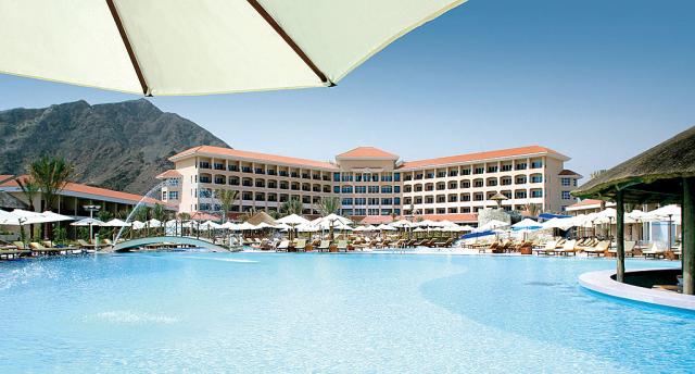 Fujairah Rotana Resort ext (3)