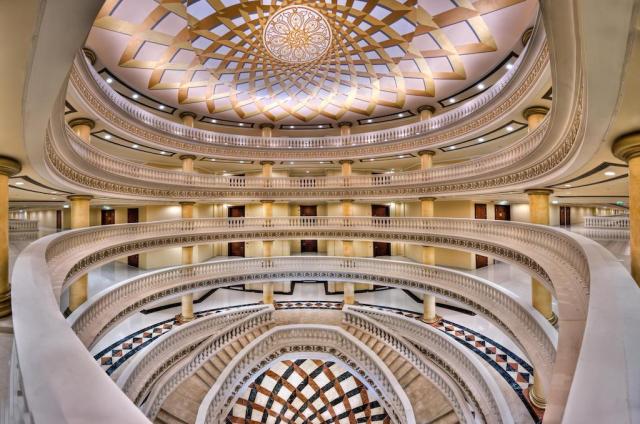 kempinski palm jumeirah aula (1)